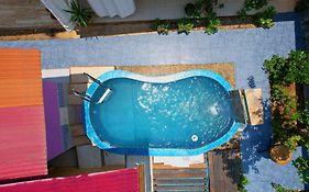 Koryares Haus-Tambopata